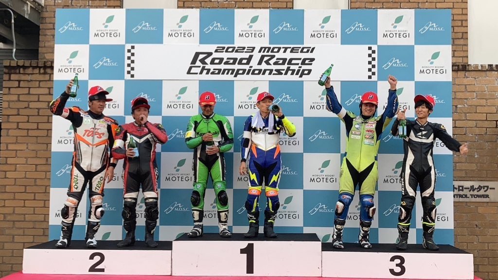scsracing's tweet photo. もてぎロードレース選手権
第4戦
NEO STANDARD
NEO STANDARD Ninjaクラス
SCS RACING+KRT
予選 12位(クラス3位)
決勝 クラス3位
#SCSRacing
#KRT
#もてぎロードレース選手権
#もてロー
#NEOSTANDARD
#ネオスタ
#Ninja250 https://t.co/t5lwIe6Syj