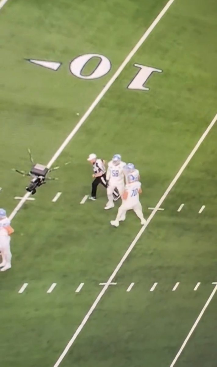 The Seahawks and now the Lions have been both screwed outta games in Jerry’s world. The NFL needs to investigate the refs and Cowboys immediately <a href="/NFLPA/">NFLPA</a> <a href="/nflcommish/">Roger Goodell</a>