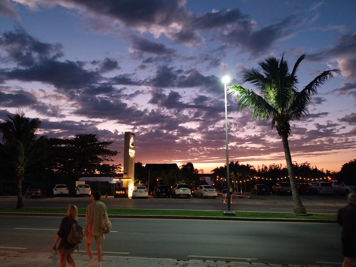 Spéir álainn i gCancún, Meicsiceo

Fine sky in Cancún, Mexico 🇲🇽