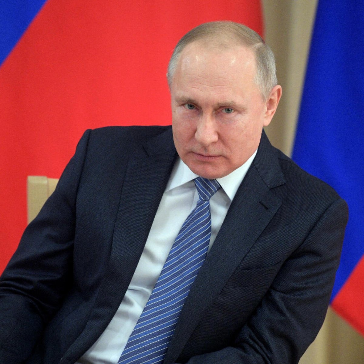 “Perdonar a los terroristas depende de Dios, pero enviárselos a Él depende de mi”. 

Vladímir Putin.
Presidente de Rusia.