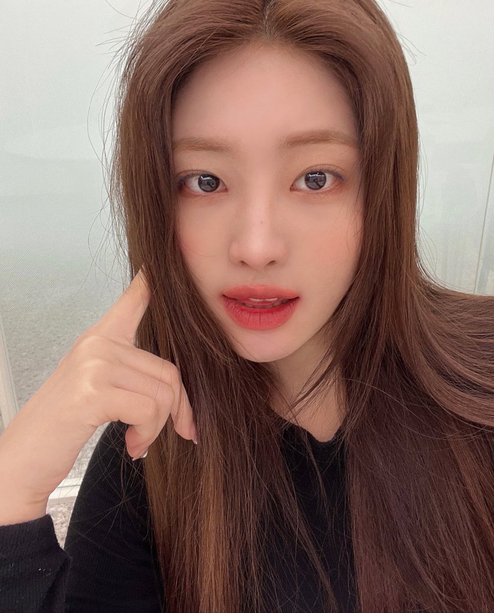 [231231] 2:20 PM KST: 🐰🫧