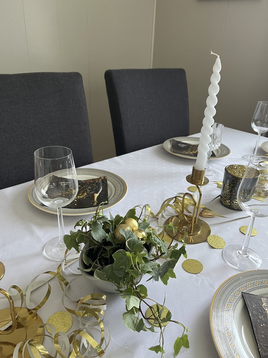 HalvveisNormal's tweet image. Begynner å komme seg nå.