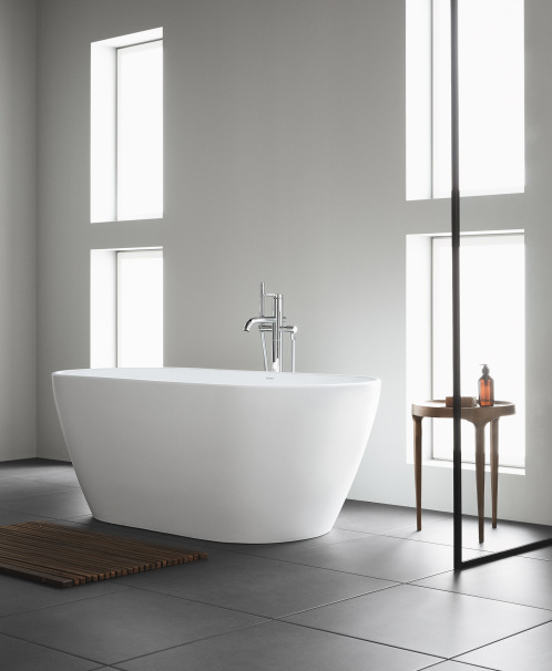 A bathing experience in its purest form is created by the D-Neo freestanding bathtub. Made of Durasolid®, the velvety look and feel of the cast mineral material makes the bathtub a real eye-catcher. Available in 1600 mm x 750mm wide. To learn more: fcld.ly/0z81e20