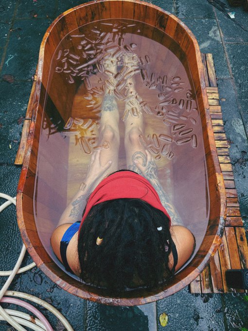 Best way to prepare myself for a new year 😌 https://t.co/91JGU09yVX<a href="/tag/footfetish"class="tags"><span>#footfetish</span></a><a href="/tag/femdom"class="tags"><span>#femdom</span></a><a href="/tag/feet"class="tags"><span>#feet</span></a><a href="/tag/fetish"class="tags"><span>#fetish</span></a><a href="/tag/dominatrix"class="tags"><span>#dominatrix</span></a>