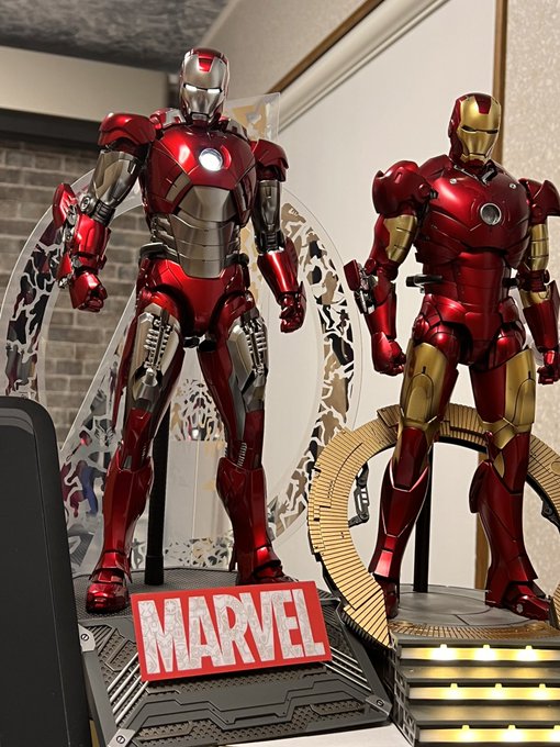 仕事場のフィギュアと一緒に😌

皆様に支えられて今年は新連載『女神敗北』単行本一巻が出せたり、前作続編・夜縛エクストラも7話まで来ました。
来年1月に女神敗北の単行本2巻が出ます。
2023年も誠にありがとうございました。
来年も何卒、エロ無様ヒロイン達をよろしくお願い申し上げます!🎍😌🎍 