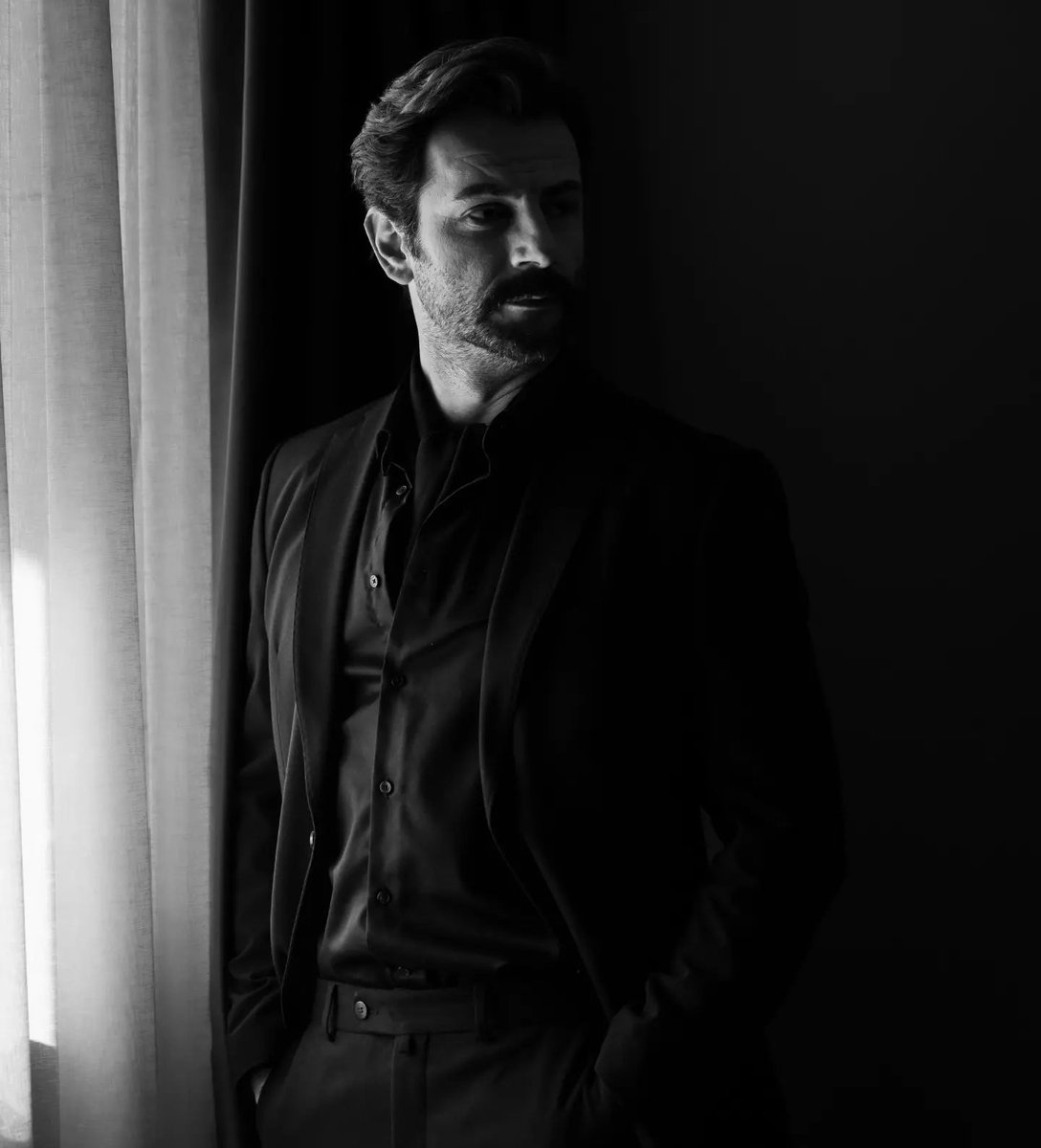 You are perfect 🖤👌🏻every colour suits you but black is made for you 🖤🖤🖤🤍🤍❤️‍🔥 #GökberkDemirci GökberkDemirci