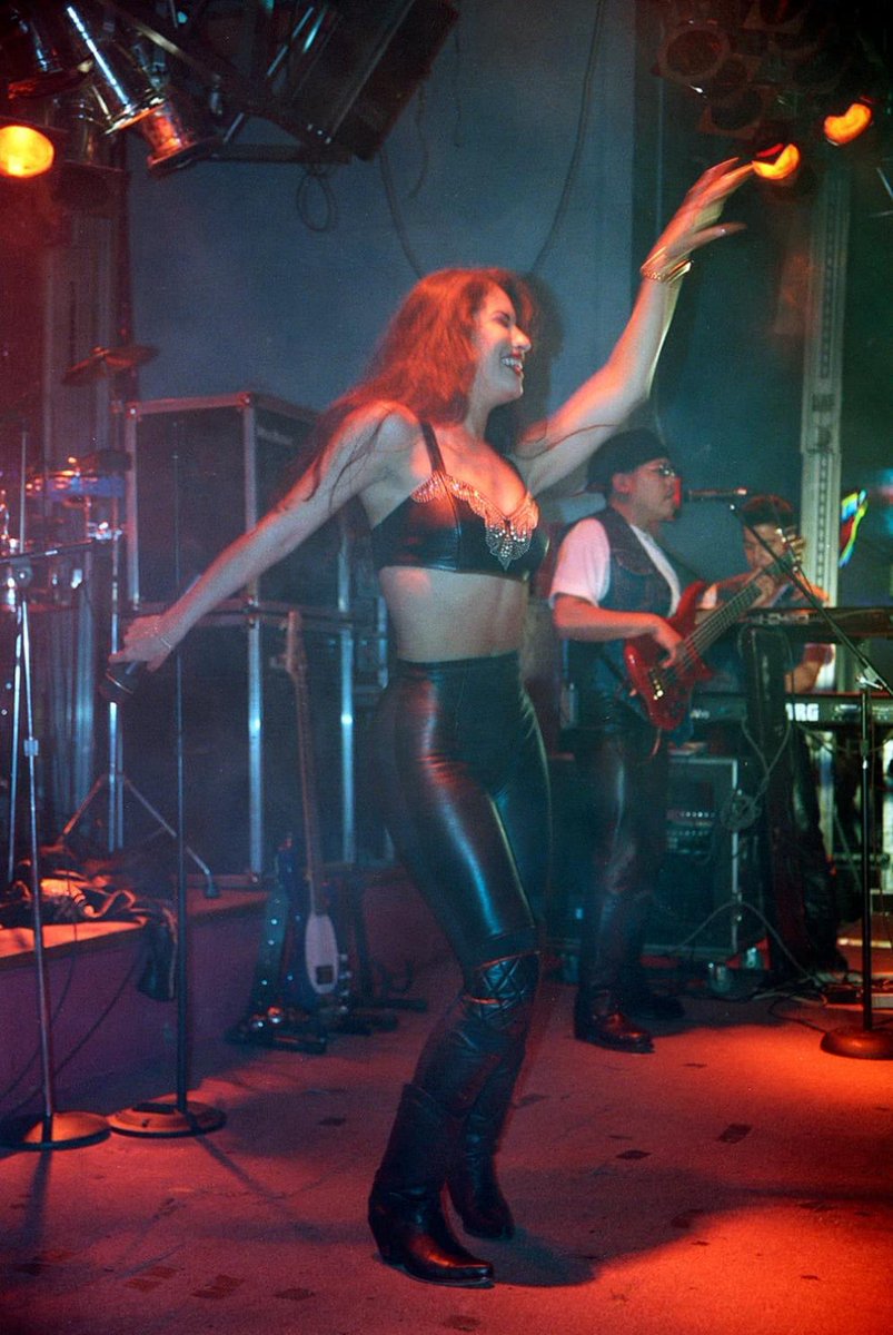 Selena Y Los Dinos in Fort Worth, TX on March 19, 1994.

Courtesy of: UTA Libraries Digital 
📷: Andrew Cavazos

#SelenaYLosDinos