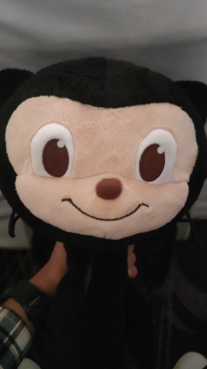 abdullah1shahid's tweet photo. Thrilled to be the lucky winner of the OctoCat plushie in a giveaway at GDG Noida DevFest'23, all thanks to the amazing @gdg_noida team, @knowShubhangi
@hashtagaps @Vanshify โจ
#DevFest23 #GDGNoida #octocat #Octoplush https://t.co/bvKe9IZVbM