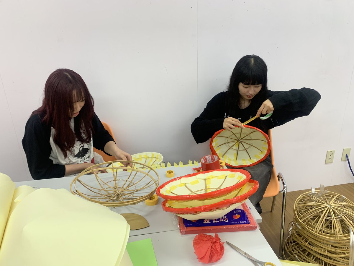 TUADkikaku_pr's tweet photo. 🌟���2023年もお世話になりました🐰🌟
対面授業やイベントが増え、 #Xノ は基礎固めの活動に、#wip は #ハナサクヤマガタ に、#BRNs は #オンドフェス にそれぞれ突っ走った1年でした🔥
見守ってくださった皆さま、協力してくださった皆さま、心より感謝申し上げます🥹✨
良いお年を🎶
#企画構想学科 https://t.co/lLVzg66gDv