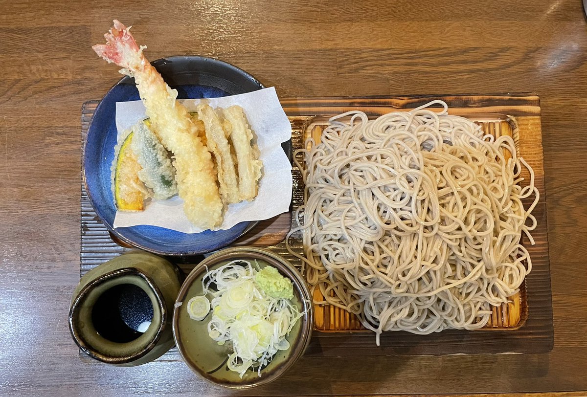 knm1091's tweet photo. 年越し蕎麦～😋
皆さん良いお年を🙇🏻‍♂️ https://t.co/XlSRV3yKIG