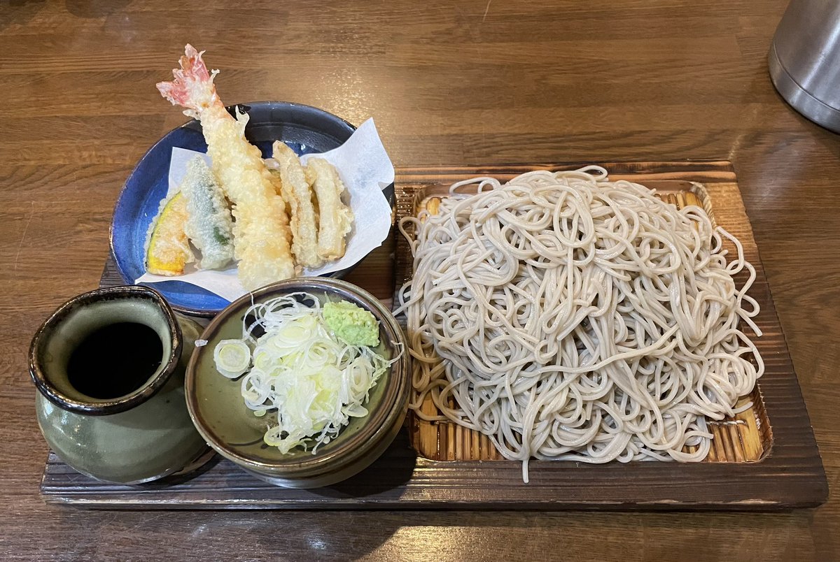 knm1091's tweet photo. 年越し蕎麦～😋
皆さん良いお年を🙇🏻‍♂️ https://t.co/XlSRV3yKIG