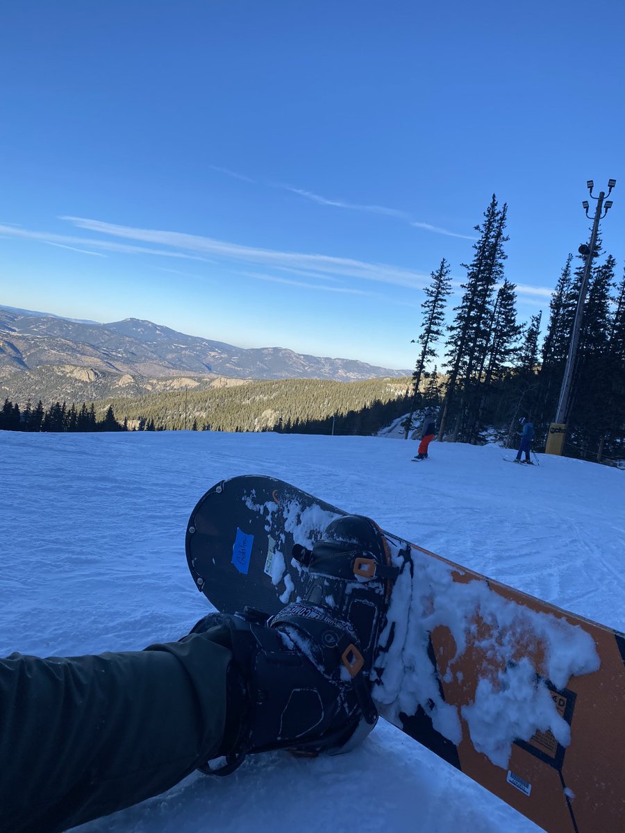 CaptainGrease's tweet image. Great Views 🏔️🏂 #Colorado #echomountain #snowboarding