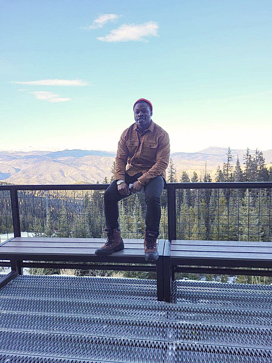 CaptainGrease's tweet image. What a good way to end the year!🏔️🏂 more good vibes &amp;amp; great views! #Colorodo #echomountain #snowboard