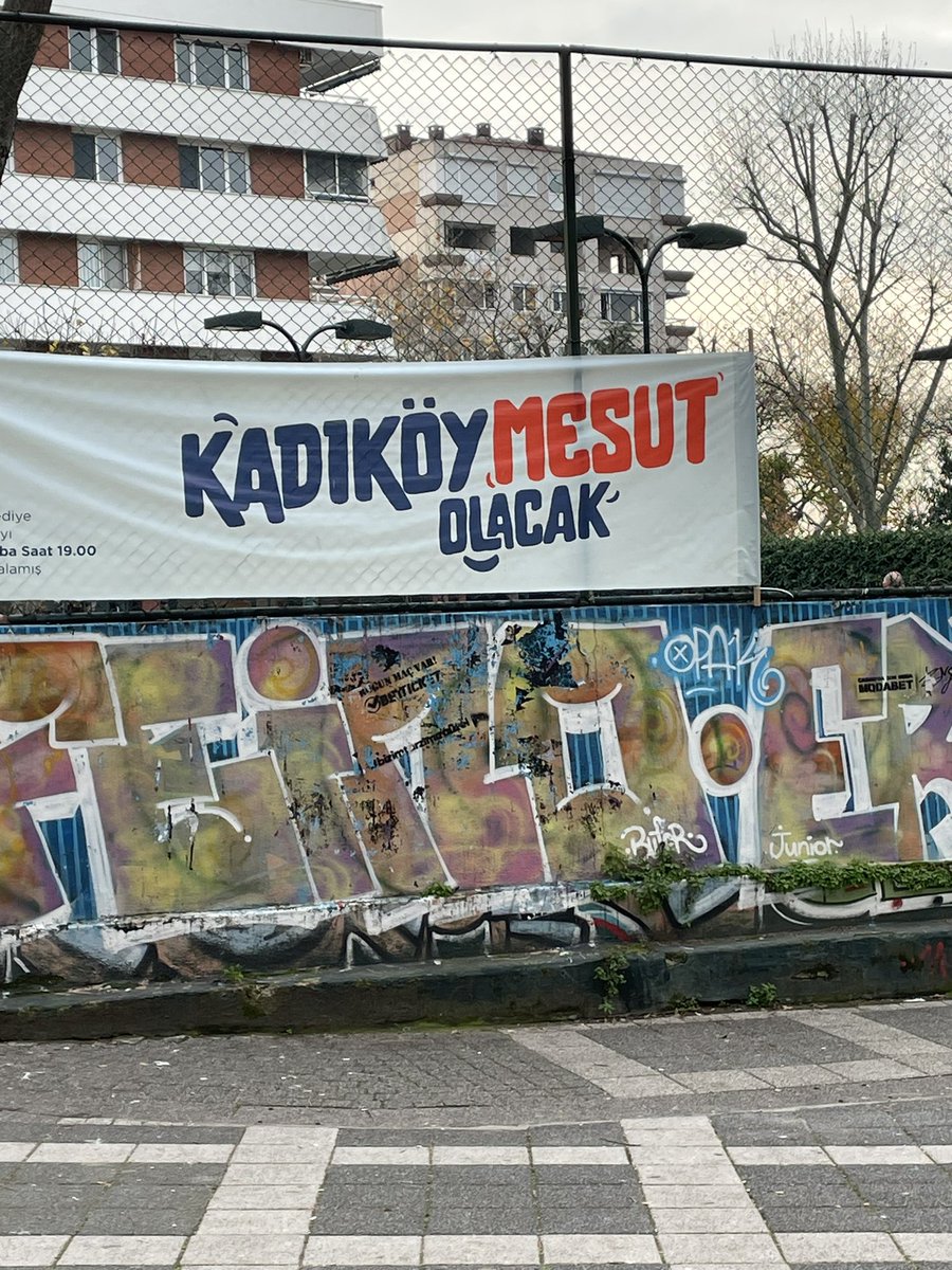 Laan yoksa ? 🙄

<a href="/mesut_sure/">Mesut Süre</a>