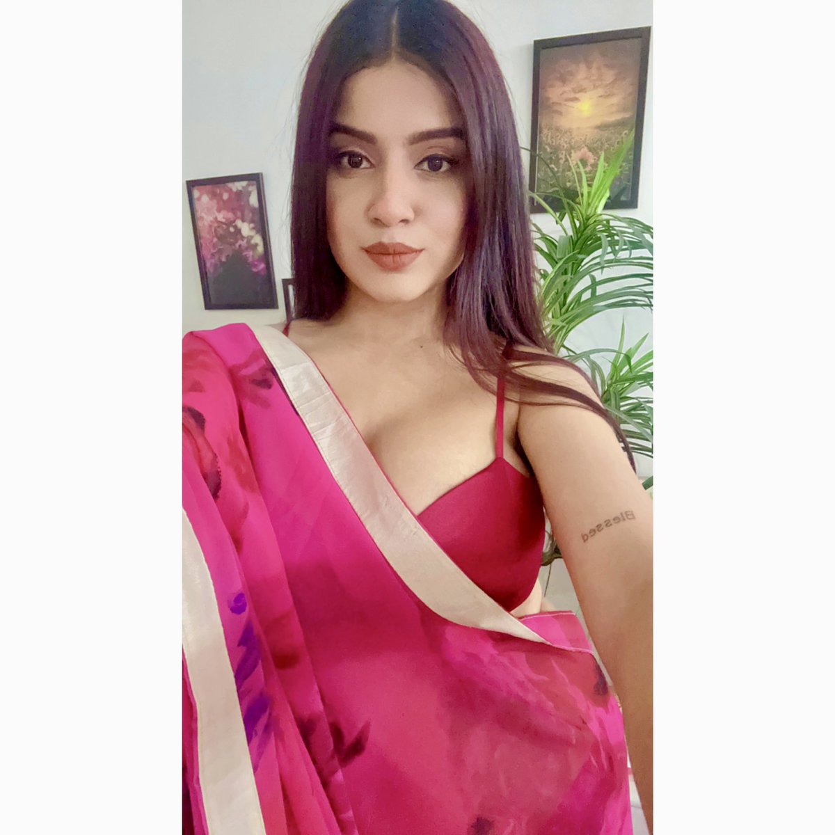 thenidhiji's tweet photo. Bye 2023 
2024 be the best ❤️💫 https://t.co/UBBwxxiG94