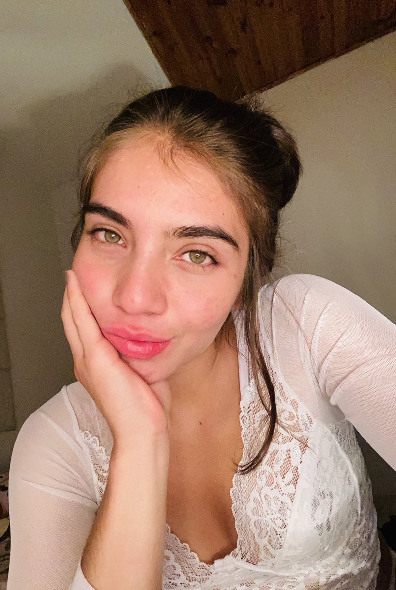 LinaMaría 🫶🏼 (@giornodiluna) on Twitter photo 