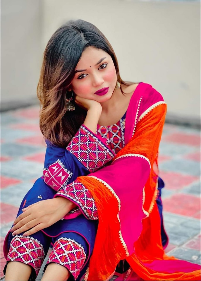 tonatunirvlog's tweet photo. Since love grows within you, so beauty grows....@Orivium $Ori @Portalcoin $portal
#DressUpGirl #FashionistaInTraining #PrettyInPrint #DressGoals #StylishLittleLady #DressObsessed #FashionForwardKid https://t.co/NbjL1hfJ2a