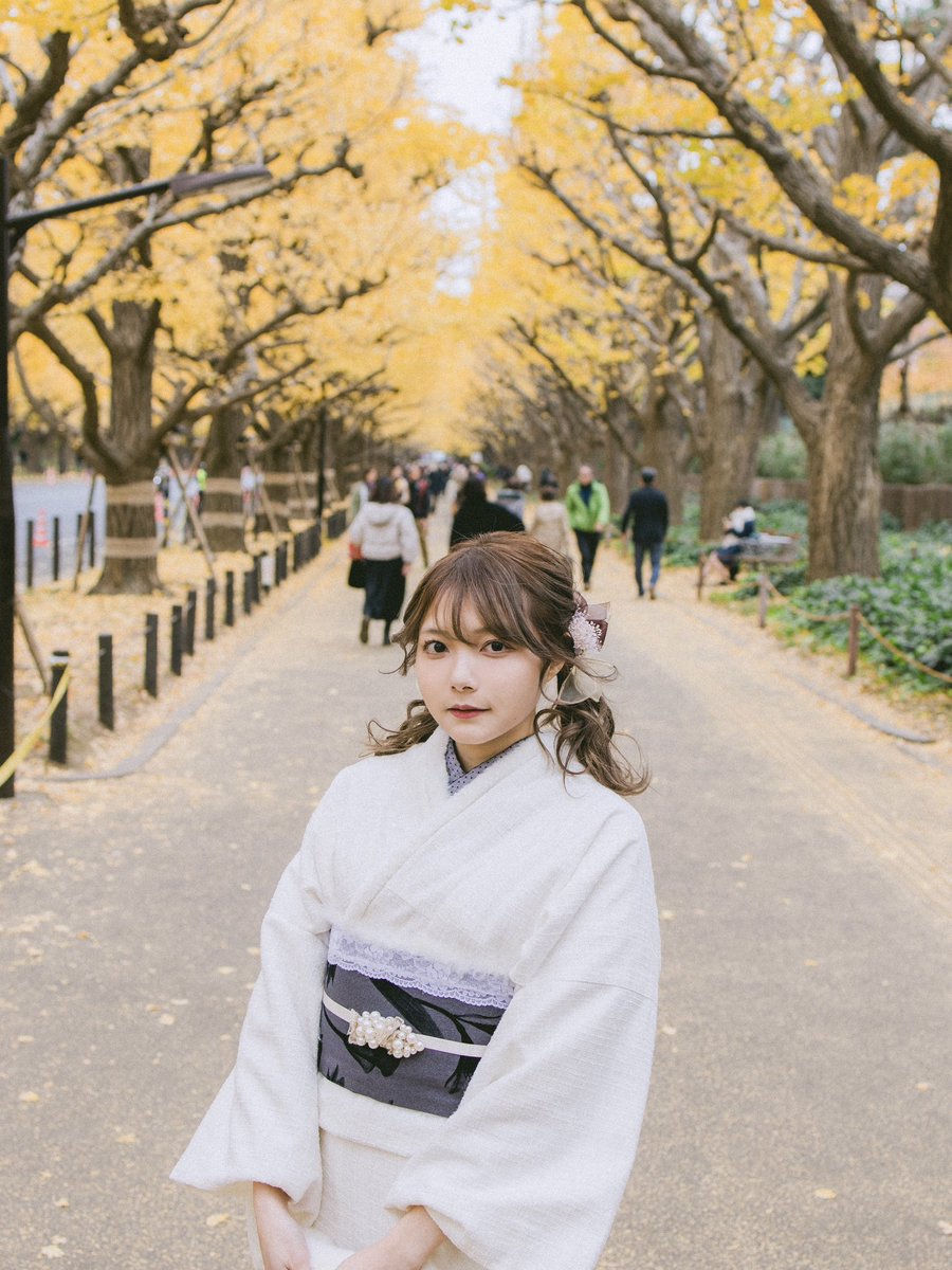 maririri125's tweet photo. 去玩幾日唯獨只有找銀杏當日陰天，其餘日子晴空萬里，2023年你走吧🌞 https://t.co/dsA3hKdqol