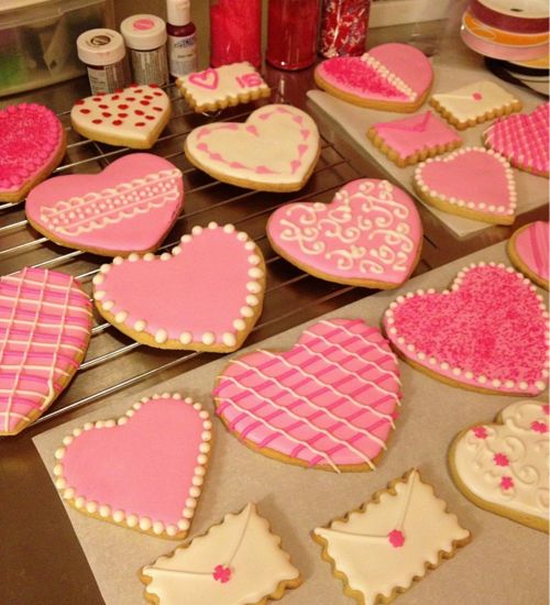 chrislvslino's tweet photo. #minsung mini au
Galletitas de amor 
Dónde mnh se le quiere declarar al chico que vendia galletas en la uni, pero este ya se graduo. https://t.co/SCP1UhJqze