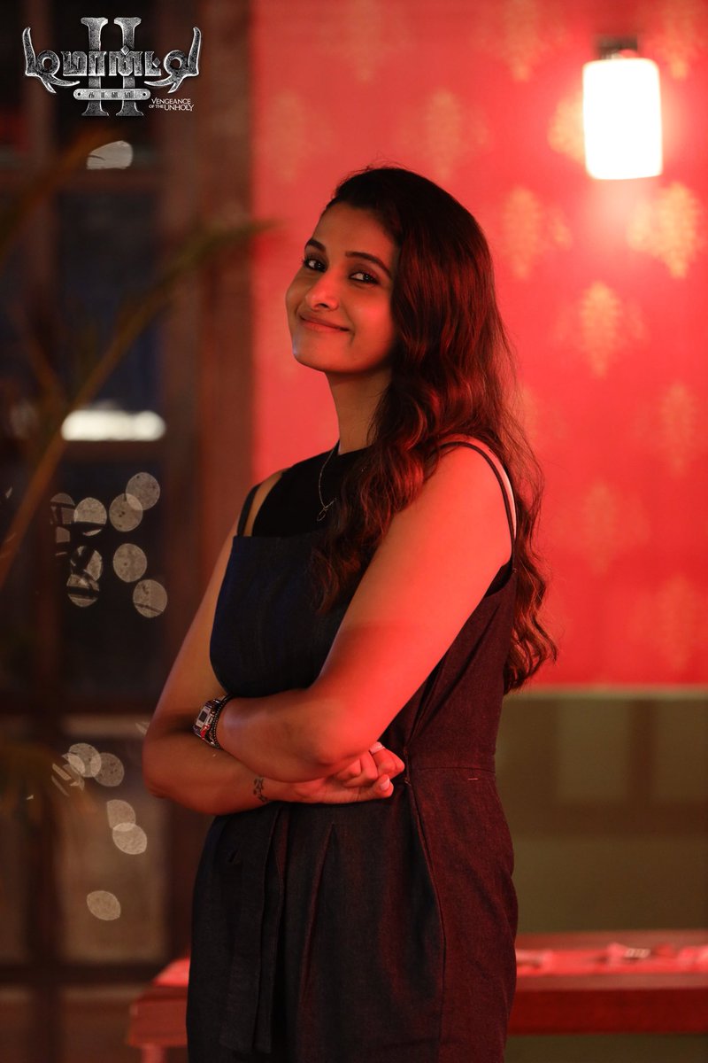 Many many more happy returns of the day ⁦@priya_Bshankar⁩ 🎂🎂 Wish you an amazing amazing year ahead 🎉🎊 #HBDPriyaBhavaniShankar #DemonteColony2