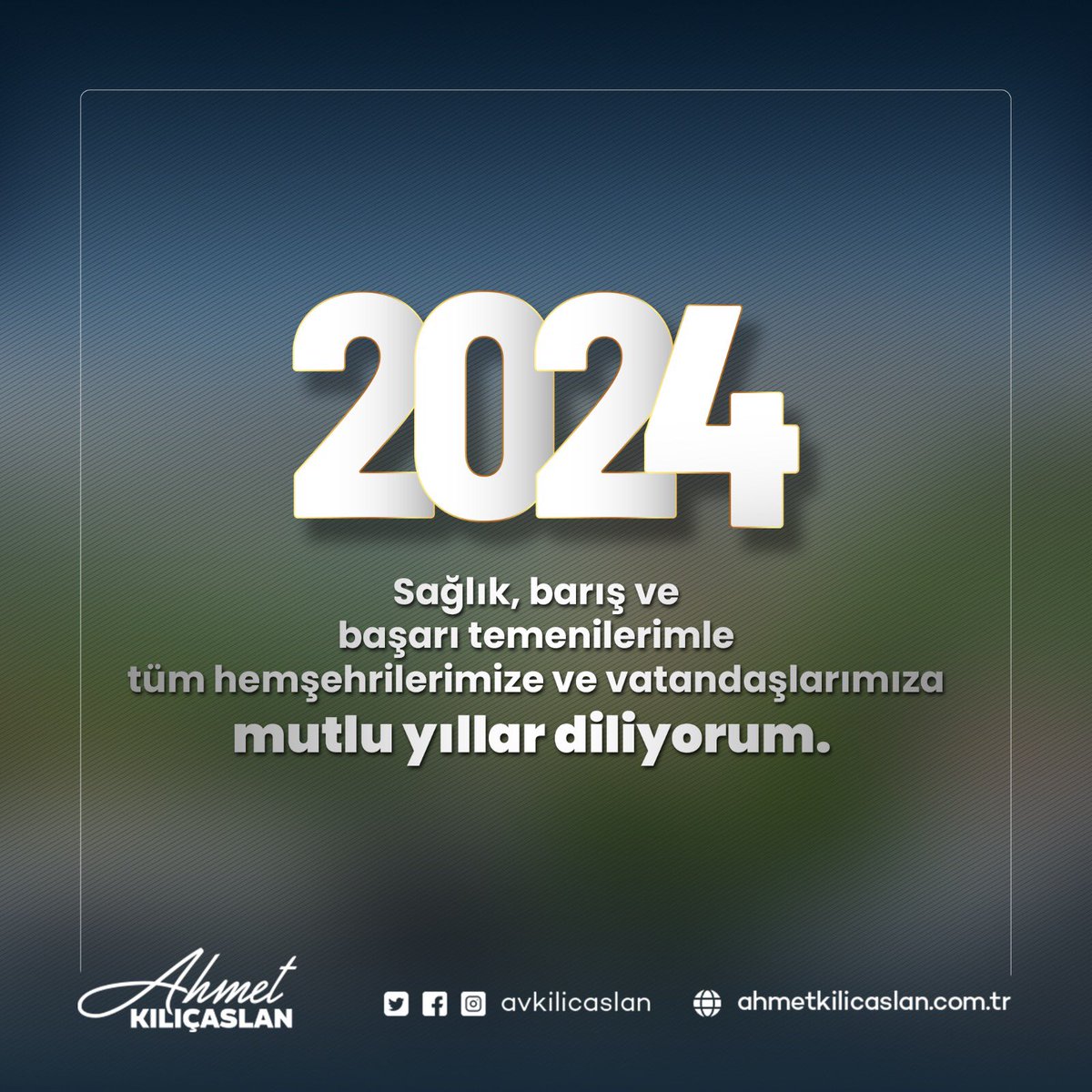 Acısıyla, tatlısıyla bir yılı daha geride bırakıyoruz.
Yaşadığımız asrın felaketi bizi derinden yaralarken, Gazzeli çocukların feryatları hala yüreğimizde yankılanıyor. Yaşanan tüm bu acılara rağmen umutlarımızı hep diri tuttuk, Cumhurbaşkanımız Sayın <a href="/RTErdogan/">Recep Tayyip Erdoğan</a> ’ın liderliğinde