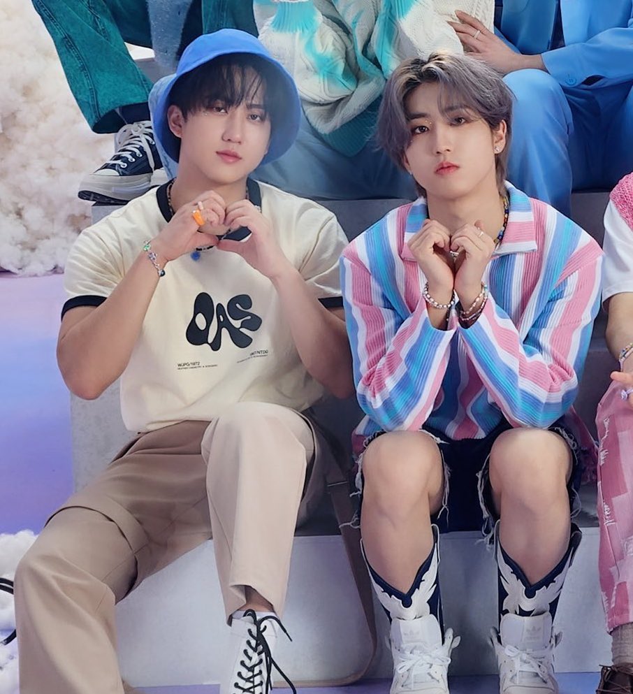 2 babygirls 🫶🏽