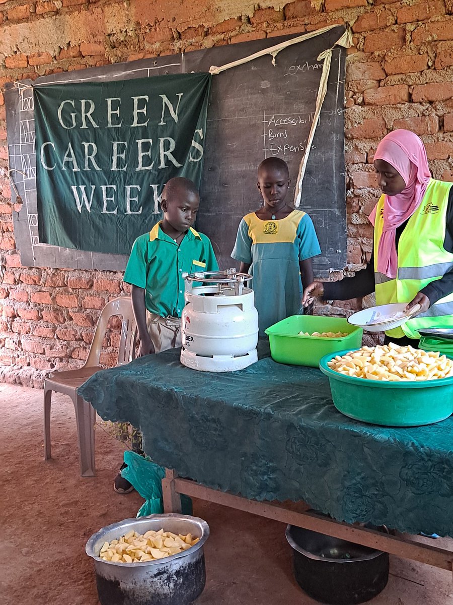 As 2023 folds we are grateful to have positively impacted our communities through #GreenCareersWeek 2023.

Our communities must be prepared for #GreenCareers.

 #GreenCareersWeek 2023 was a success & we're commend all partners for the support

@Green__Careers