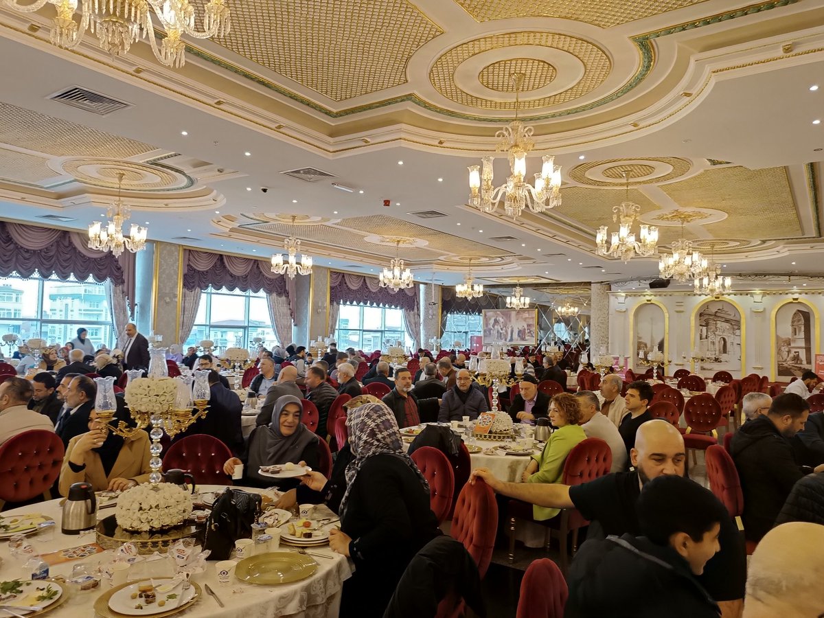 MadefBasaksehir's tweet photo. Madef  kahvaltısındayız. 11/14 ocak Atatürk Havalimanı'nda Malatya günleri istişare toplantısını gerçekleştirdik. https://t.co/Ahj9gKuWiL