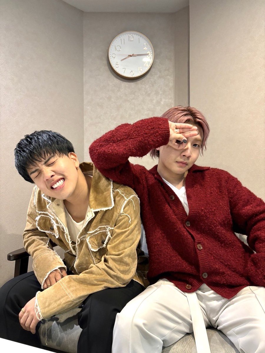 GCqRFqUbgAA3WQ7.jpg?format=jpg