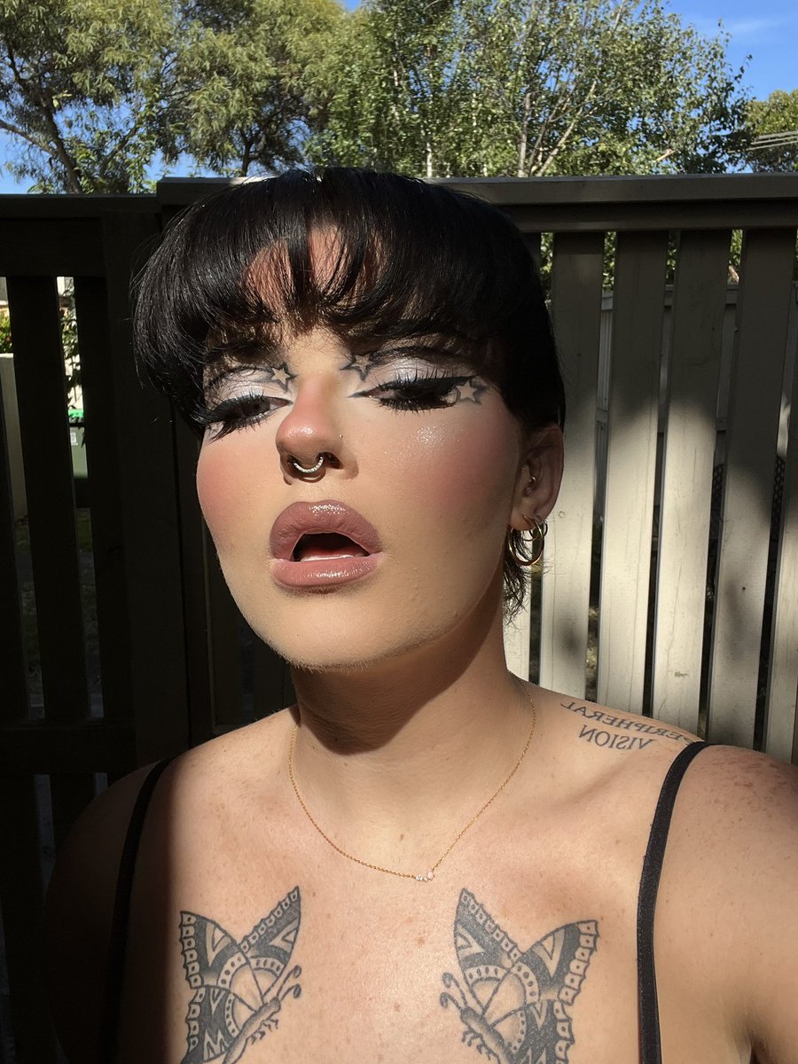 lizardwtf's tweet image. Bye 2023 you kinda sucked lol