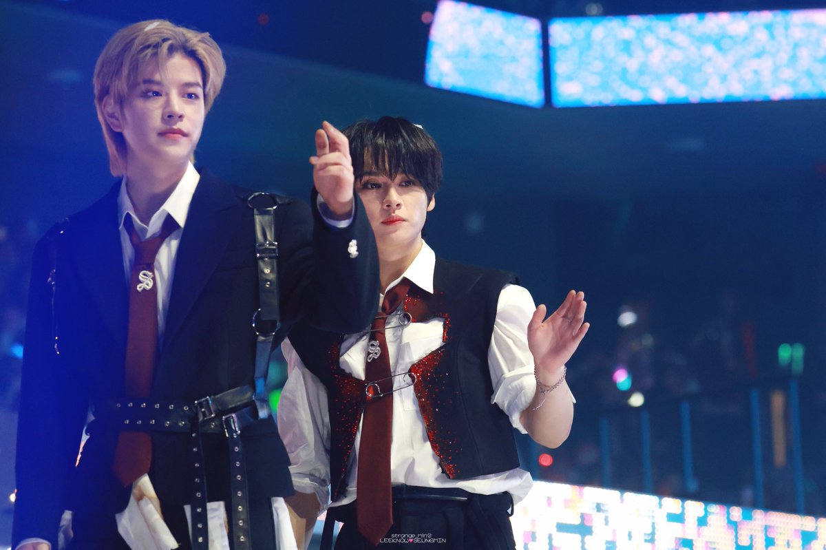 strange_min2's tweet photo. 우리 냥멍이 내년에도 부탁드립니다!!!!

#가관즈 
#Leeknow #리노 
#승민 #seungmin https://t.co/0sTyP2mkPq