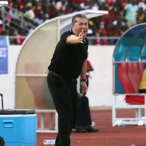 Goalkeeping Not The Major Problem.. super eagles coach Jose Peseiro Unleash 3 Points Agenda For AFCON 

(1) Let's do what we can to qualify from Group A as group leaders

(2) Defenders tighten up spaces.. Do not concede cheap goals.

(3) Strikers should score goals... Much goals.