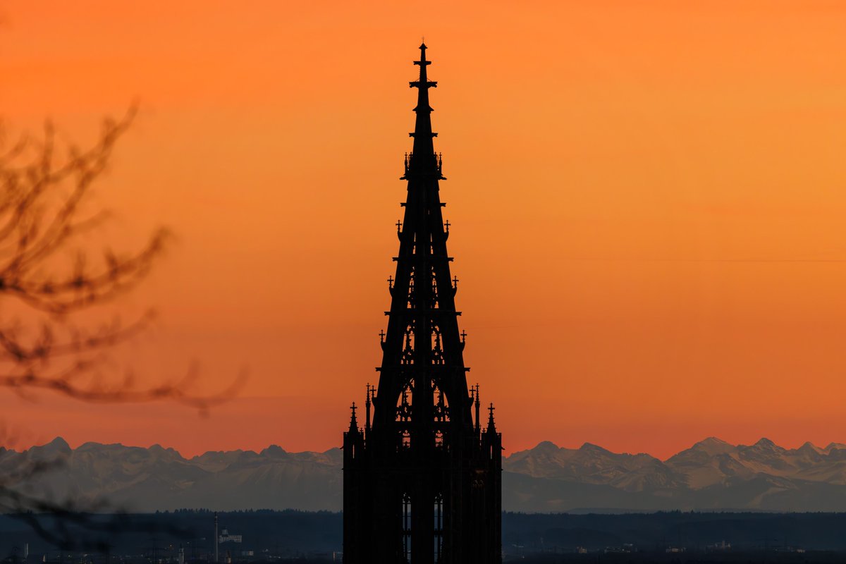 der_magges's tweet photo. orange

#ulm #münster #alpen #alps https://t.co/8HfrYkNbDC