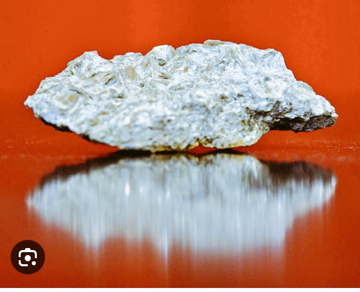 Yalcouy56146098's tweet photo. Mali 🇲🇱/Region de Bougouni🇲🇱 après #Lithium, #Diamant et #Uranium a été découverte.
  👉#AES🇧🇫🇳🇪🇲🇱 dominera l'Afrique et torture déjà la #Françafrique🇫🇷
  👉@BRICSinfo est entraîne de torturé le #Dollars🇺🇸 et #OTAN😀 https://t.co/7AgXzDOagA