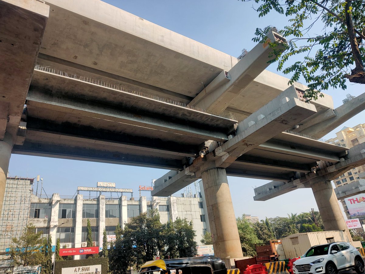NaviProjects's tweet photo. #mumbai metro 4,kasarwadavli Metro station new update https://t.co/1anKOUr1Fs