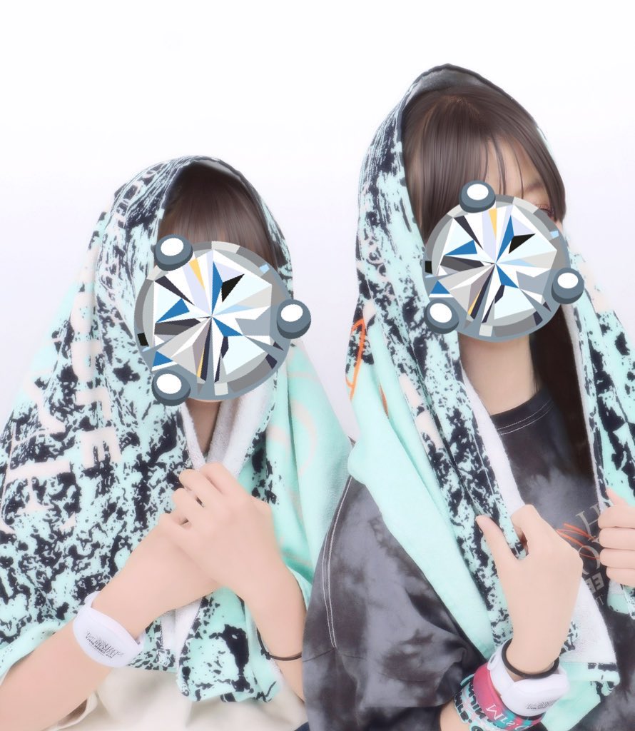 mekayui_naa's tweet photo. #2023年を写真4枚で振り返る https://t.co/hJJ4GxLum1
