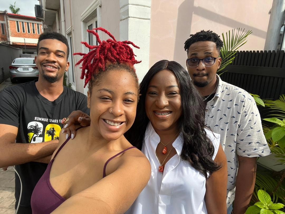 IretiolaDoyle's tweet photo. November 19th, 2023.
This is how my day started, bright, happy, surrounded by some of my favourite people. I was billed to speak at an event. Barely 30 mins after these photos were taken, I was found in the car, unconscious... https://t.co/wUcIMGSwld