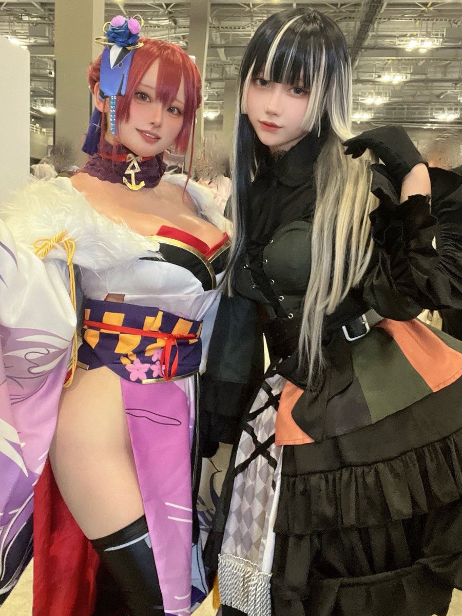 tennensui_cos's tweet photo. コミケ2日目ありがとうございました✨️✨️
宝鐘マリンと儒烏風亭らでんの2人でお届けいたしました🎁🤍🤍
 #C103 https://t.co/c25mc2lSmV