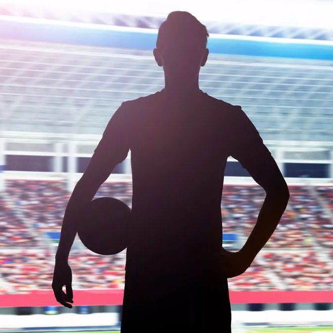 DeadlineDayLive's tweet image. 🚨 A Premier League player is being investigated by the police after allegedly racially abusing a staff member at a luxury block of flats while drunk.

A concierge has alleged that the star turned up at the flats in the early hours of the morning on December 10, He started losing…