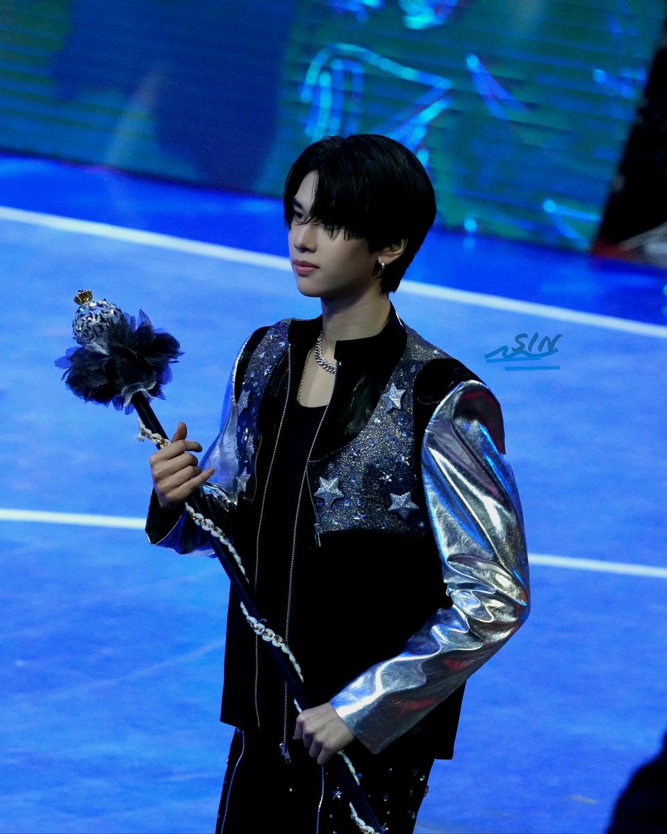 love_blssss's tweet photo. Thank you for being in my 2023.
Wish you health and happiness in 2024.
#2023memorieswithDUNK
#dunknatachai #dunkmeow
#GMMTVStarlympic
#GMMTVStarlympic2023 https://t.co/5Nlf1C0WNb