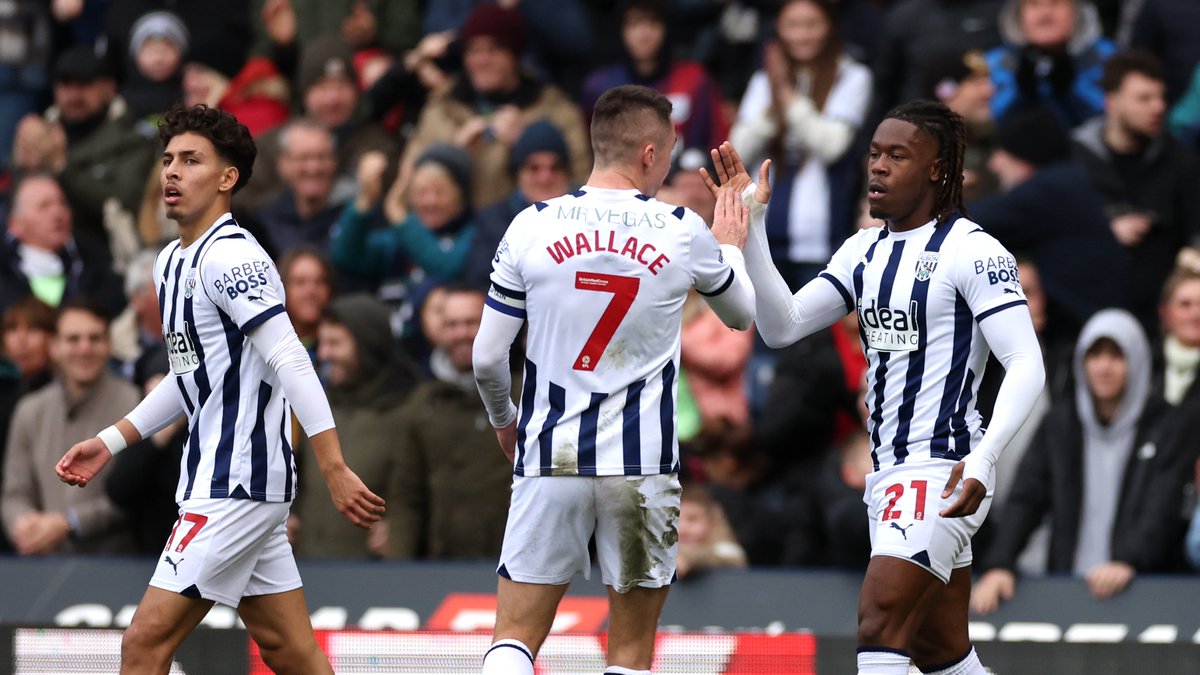 Champchatpod24's tweet photo. 🗓️ The clubs who won the most points in the Championship in 2️⃣0️⃣2️⃣3️⃣:

1️⃣: #BORO - 75
2️⃣: #WBA - 73
3️⃣: #PUSB - 70
4️⃣: #SAFC - 69
5️⃣: #BristolCity - 67
➡️: #HCAFC - 67
6️⃣: #PNEFC - 64
7️⃣: #LCFC - 62

𝐁𝐞𝐬𝐭 𝐢𝐧 𝐜𝐥𝐚𝐬𝐬. 👏

#CCP https://t.co/DpbmEHd3Cx