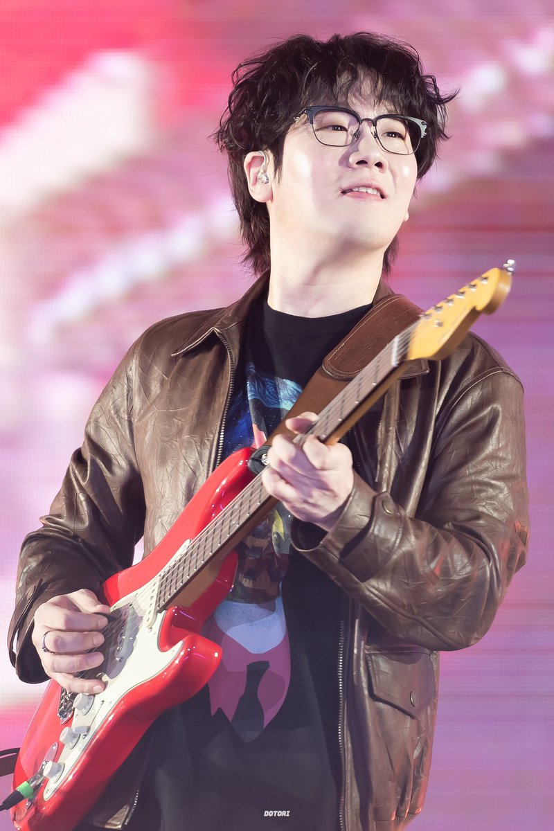 231223 Christmas in Nell’s Room

#넬 #NELL #김종완