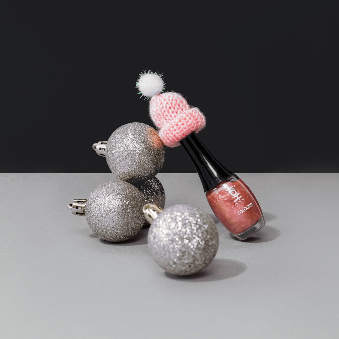 Let's ring in 2024 with fabulous, fresh fingertips. Dazzle and shine this New Year's Eve with 110 KOH GLAMOROUS PINK!, the perfect shade to glam up your party look! 🎉💅 🥂

#NewYearsNails #PartyGlam #KOHGlamorousPink