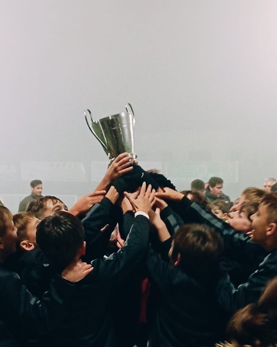 C.P. Flecha Negra ⚪️⚫️ tweet media