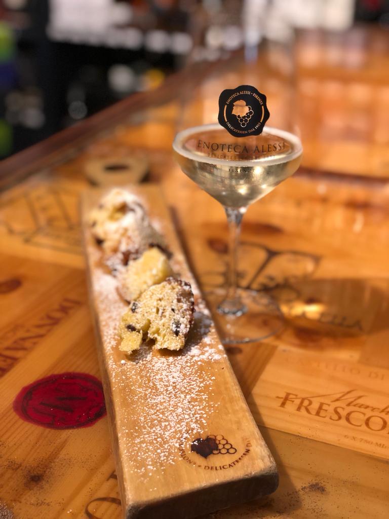 Mentre vogliamo essere tra i primi ad augurarti #buon2024 
Ti ricordiamo che oggi saremo aperti fino alle 16

#bollicine 🍾 #ultimodellanno2023 
 enotecaalessi.it