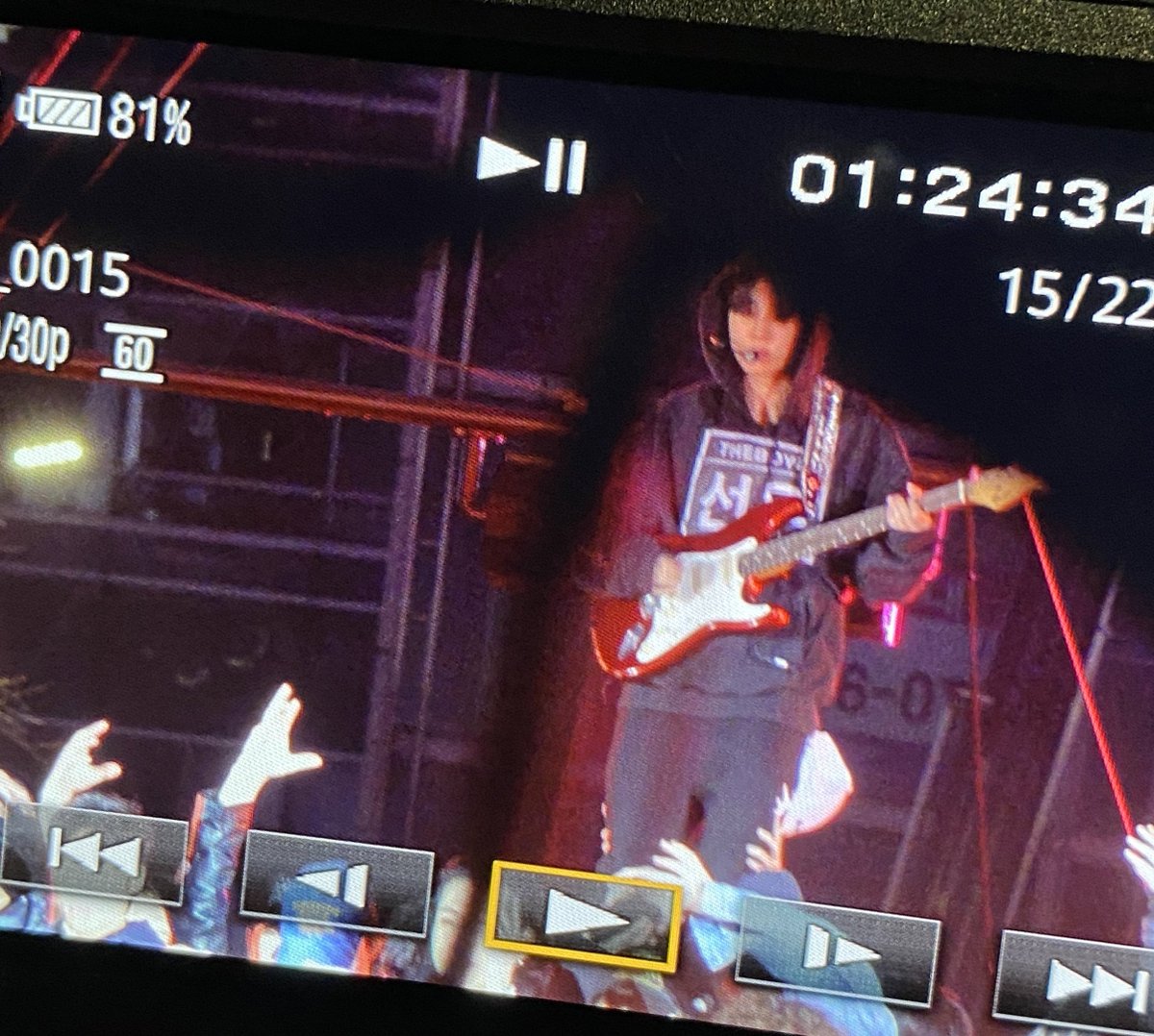 swlovezone's tweet photo. we’re getting rockstar sunwoo after midnight let’s freaking go !!! 😭🎸 https://t.co/YbKwY0c288