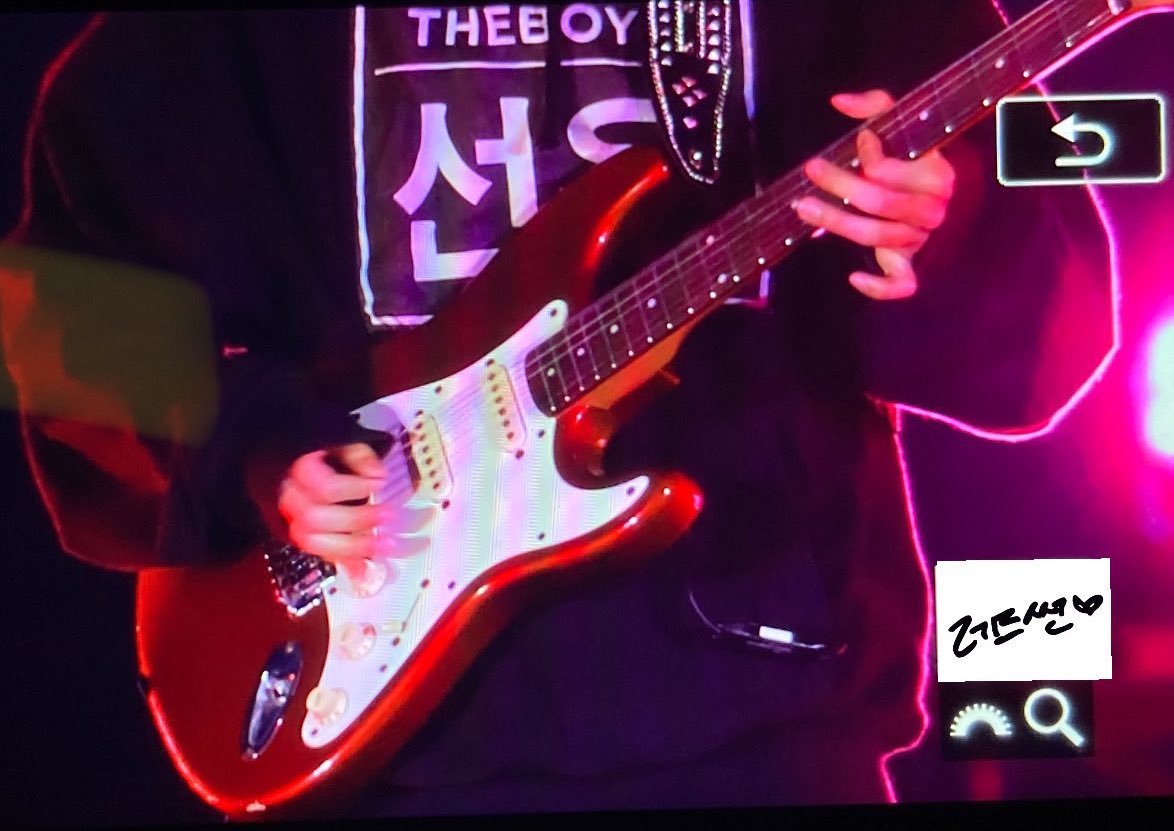 swlovezone's tweet photo. we’re getting rockstar sunwoo after midnight let’s freaking go !!! 😭🎸 https://t.co/YbKwY0c288