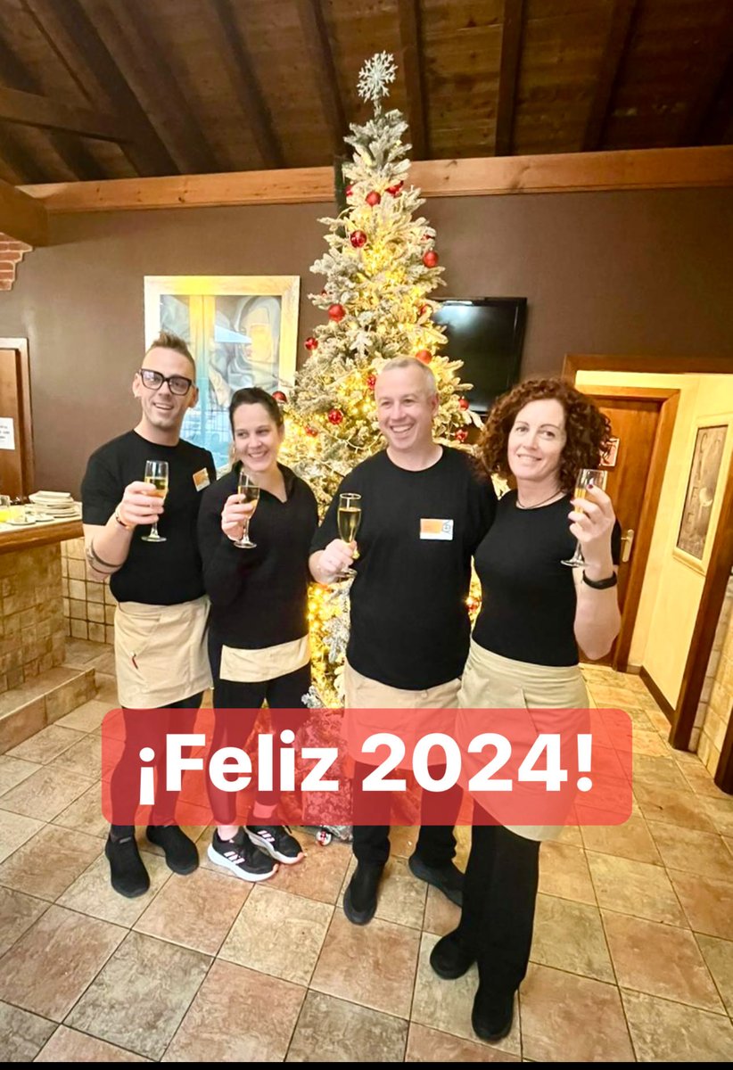 𝙊𝙨 𝙙𝙚𝙨𝙚𝙖𝙢𝙤𝙨 𝙡𝙤 𝙢𝙚𝙟𝙤𝙧 𝙥𝙖𝙧𝙖 𝙚𝙡 2024 🎉
Gracias por vuestra confianza un año más 
retamer@s ❤️ #Feliz2024