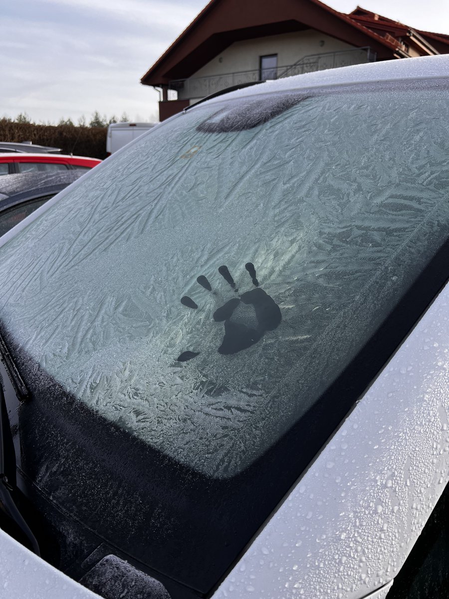 pawlik_marcin's tweet photo. W sercu Jury Krakowsko-Częstochowskiej mroźny poranek! 🥶❄️🧣 @MeteoprognozaPL #Bobolice #Podlesice #Hucisko https://t.co/rtQw1zblWK