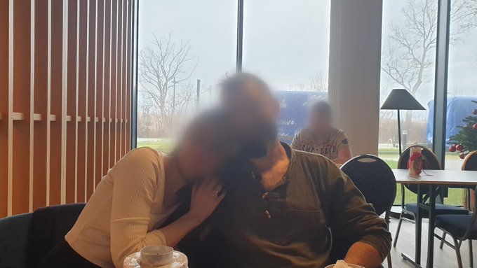 A quick pic from our breakfast 5 min ago 😊, and from the elevator going back to our room, where they